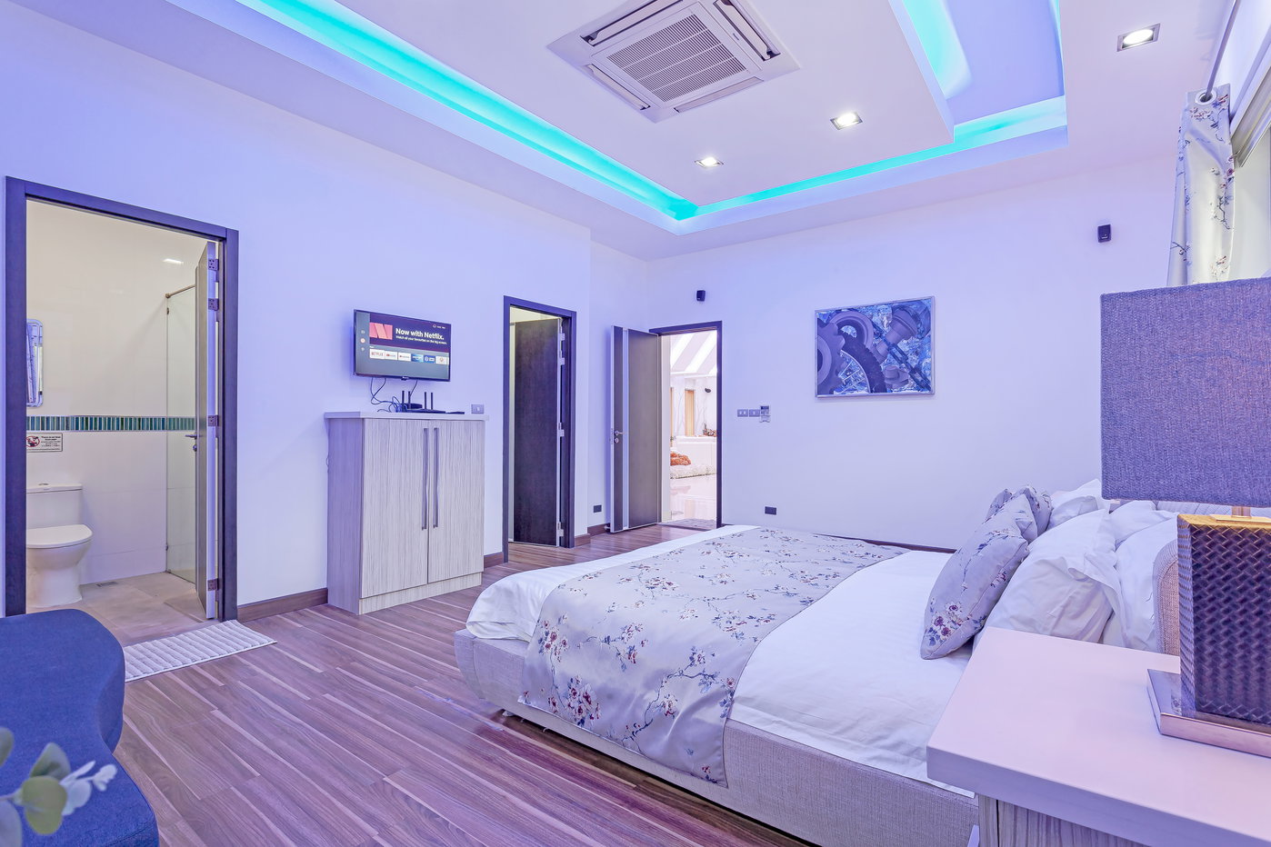 picture Spacious Pool Villa for Rent Pratumnak Pattaya - 21/30