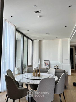 คอนโด 3 ห้องนอน 140 ตร.ม. ชั้น 42 ขาย ที่ 28 ชิดลม ใกล้ BTS ชิดลม 300 ม. (ID 3136202)