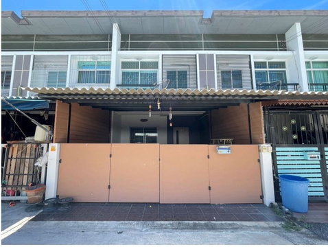 🔥 2-Storey Townhome for Sale at Praphassorn Presizio 4, Mueang Chonburi – Convenient Location
