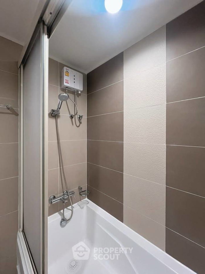 รูป คอนโด 2 ห้องนอน Lumpini Suite Pinklao ใกล้ MRT บางยี่ขัน (ID 3139400) - รูปที่ 12/18