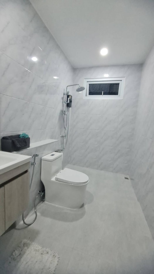 รูป ขายบ้านเดี่ยว 3 ห้องนอน รีโนเวทใหม่สวย เนื้อที่ 54ตร.ว. เฟอนิเจอร์และเครื่องใช้ไฟฟ้าครบ พร้อมอยู่ - รูปที่ 13/20