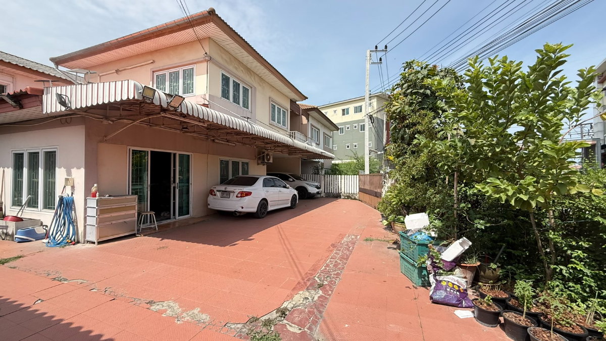 รูป ขายบ้านแฝด 2 ชั้น ภัทรไพรเวท 2 สามโคก ปทุมธานี 100 ตร.ว. หลังใหญ่ พร้อมอยู่ ราคา 6.9 ล้าน - รูปที่ 9/15