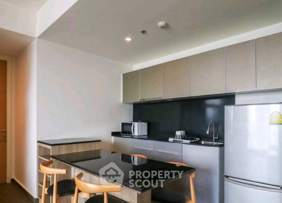 รูป คอนโด 2 ห้องนอน The Lofts เอกมัย ใกล้ BTS เอกมัย 200 เมตร (ID 3136265) - รูปที่ 11/14