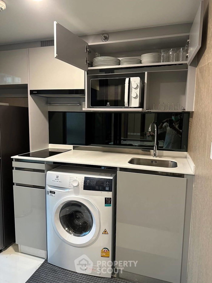 รูป คอนโดมิเนียม 2 ห้องนอน ชั้น 16 ขนาด 44 ตร.ม. KnightsBridge Space Rama 9 ใกล้ MRT พระราม 9 300 ม. (ID 3139386) - รูปที่ 8/25