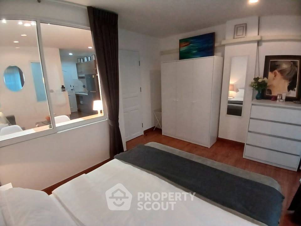 รูป คอนโด 1 ห้องนอน ขาย | สุรวงศ์ ซิตี้ รีสอร์ทคอนโด | ใกล้ MRT สามย่าน (ID 3135914) - รูปที่ 7/20