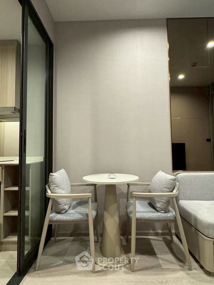 รูป ชั้น 15 ห้องชุด 1 ห้องนอน Reference Sathorn-Wongwianyai ใกล้ BTS วงเวียนใหญ่ 100 ม. (ID 3136266) - รูปที่ 10/18