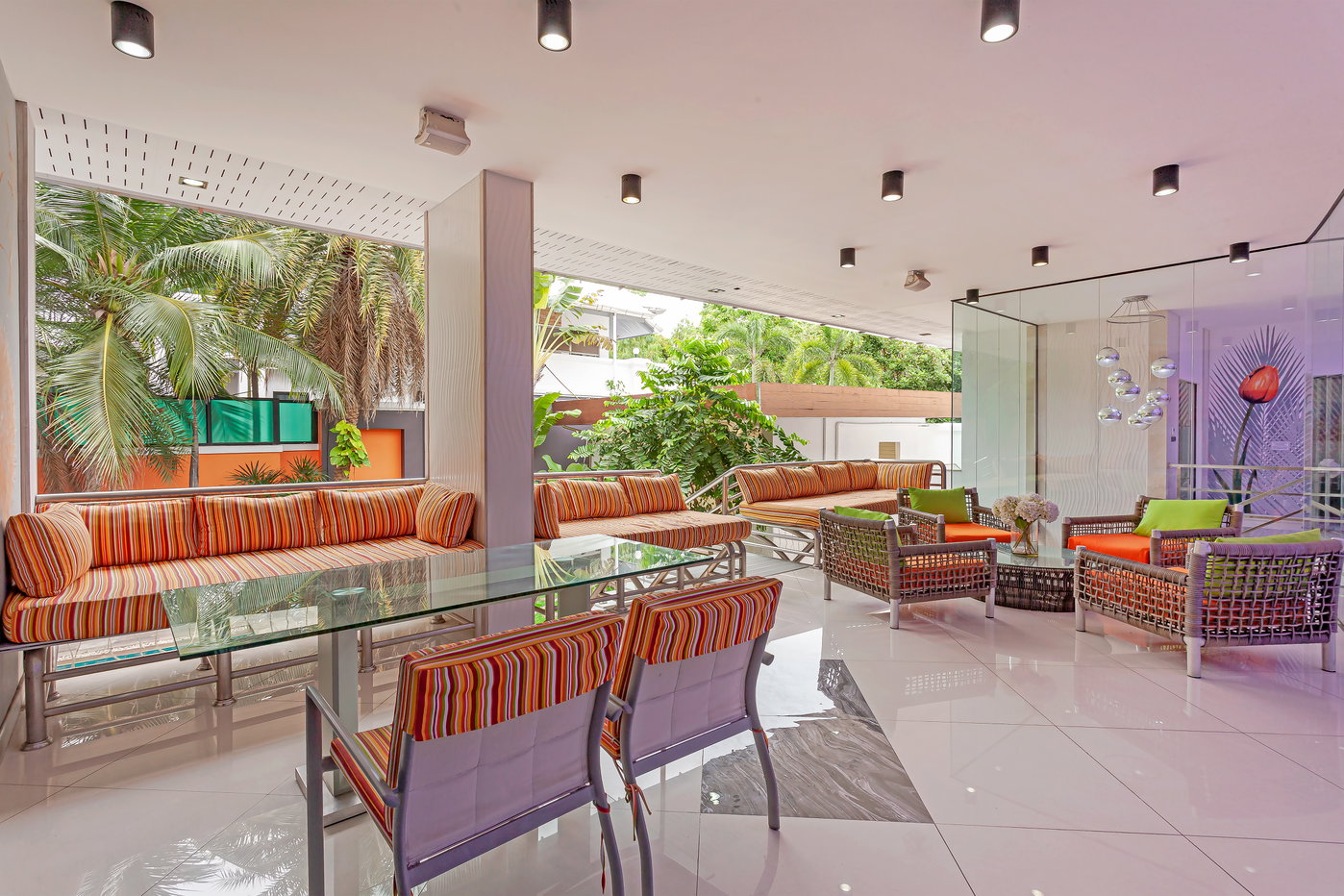 picture Spacious Pool Villa for Rent Pratumnak Pattaya - 4/30