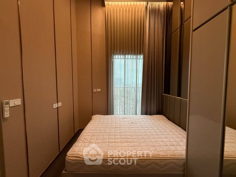 picture Great Value 1-BR Knightsbridge Space Ratchayothin, BTS Ratchayothin (ID 3130577) - 9/17