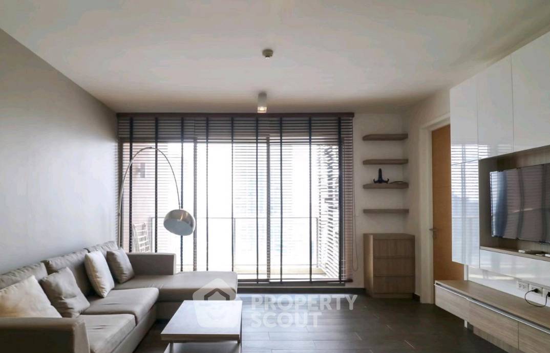 รูป คอนโด 2 ห้องนอน The Lofts เอกมัย ใกล้ BTS เอกมัย 200 เมตร (ID 3136265) - รูปที่ 1/14