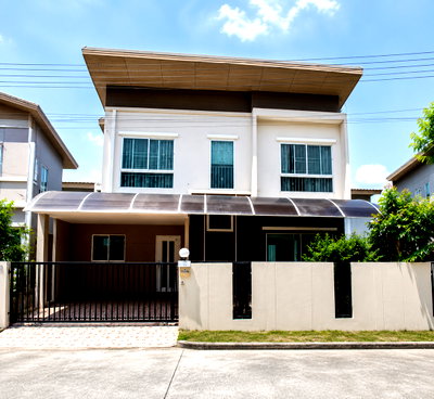 บ้านแฝดให้เช่า : ให้เช่าบ้านแฝด ม.คาซ่าแกรนด์ สวนเสือ ศรีราชา