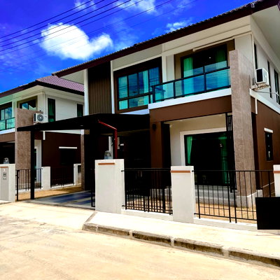 บ้านเดี่ยวให้เช่า : บ้านเดี่ยว 2 ชั้น4 ห้องนอน 4 ห้องน้ำ บ้านหลังใหญ่ใกล้ ABS, ACIS บุญถาวรเชียงใหม่ (R1383) T.094-651-1456