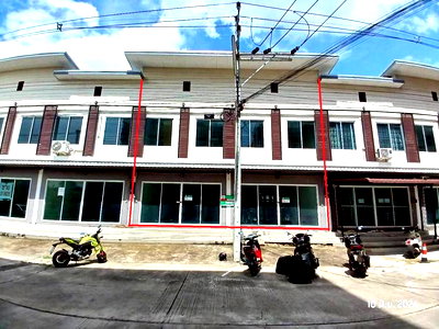 Townhouses for sale Chiang Mai : TOWN HOUSE 38 Sq.w. San Sai Chiang Mai for 4.8M