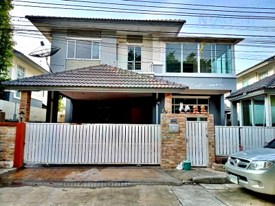 บ้านเดี่ยว สนามบินสุวรรณภูมิ : ขายบ้านเดี่ยว โครงการ เดอะ แพลนท์ บางนา 2 ชั้น 3 ห้องนอน 3 ห้องน้ำ