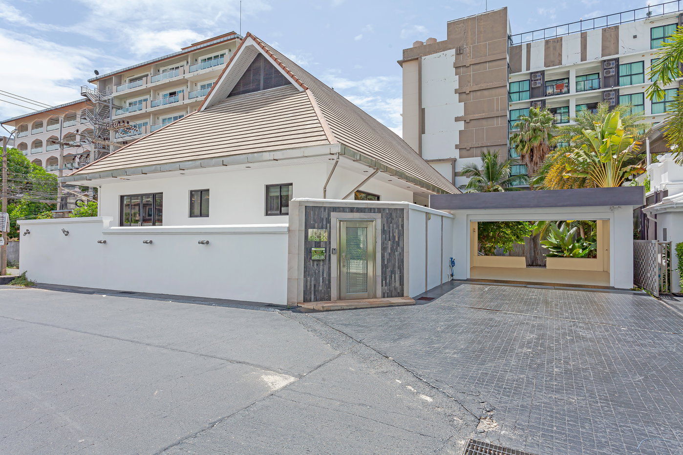 picture Spacious Pool Villa for Rent Pratumnak Pattaya - 30/30