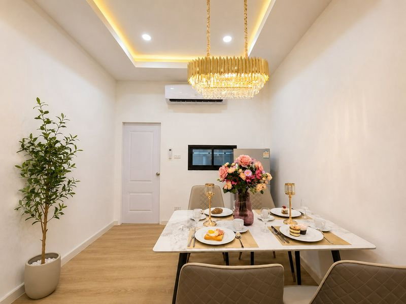 picture Dog-Friendly Corner Townhome for Rent North Pattaya - 5/17