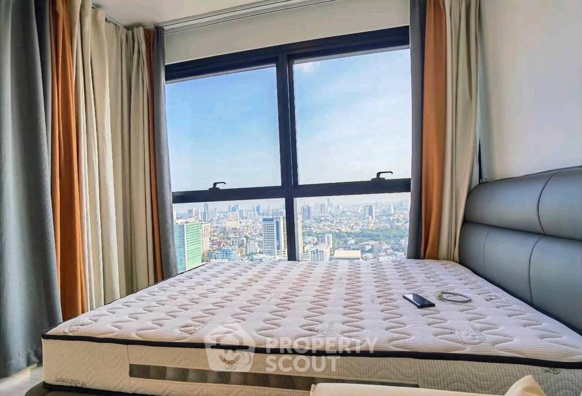 รูป คอนโด 2 ห้องนอน ชั้นสูง 25 108 ตร.ม. โครงการ The Lofts Silom ใกล้ BTS สถานีสุรศักดิ์ (400 ม.) (ID 3136252) - รูปที่ 8/13