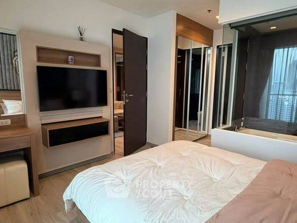 รูป คอนโด 1 ห้องนอน ห้องสูง 30 ชั้น 45 ตร.ม. Rhythm Sathorn ห่าง BTS สะพานตากสิน 300 ม. (ID 3138664) - รูปที่ 4/18