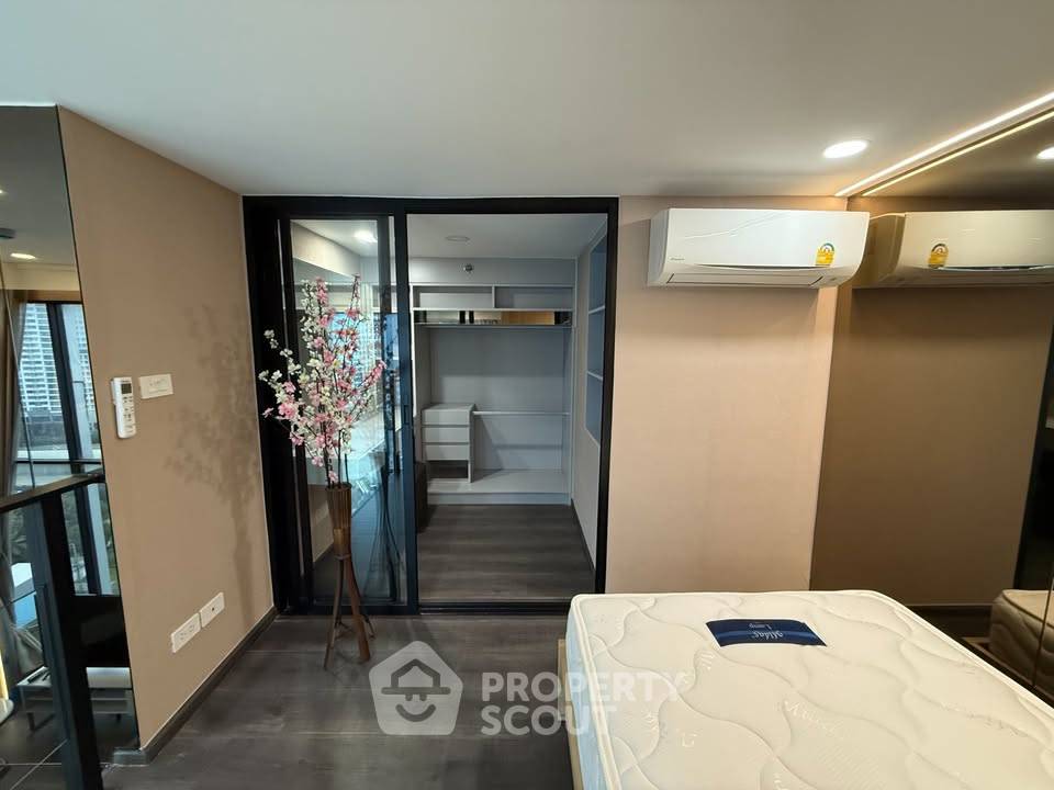 picture Great Value 1-BR Knightsbridge Space Ratchayothin, BTS Ratchayothin (ID 3130577) - 14/17