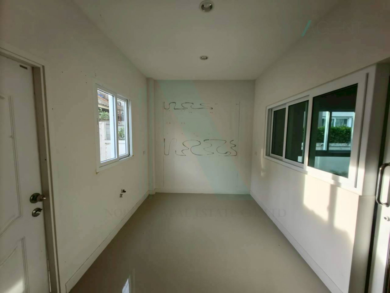รูป ขายบ้านเดี่ยว โครงการ ดิ เอ็กซ์เทนโซ เลียบวารี 2 ชั้น 3 ห้องนอน 3 ห้องน้ำ - รูปที่ 7/8