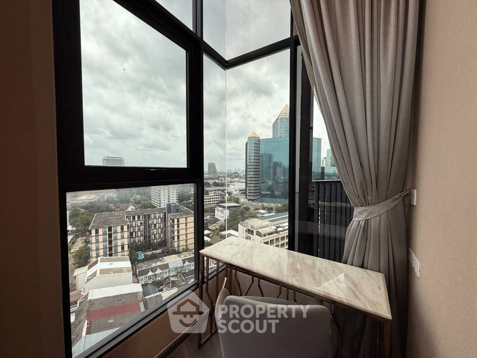 picture Great Value 1-BR Knightsbridge Space Ratchayothin, BTS Ratchayothin (ID 3130577) - 6/17