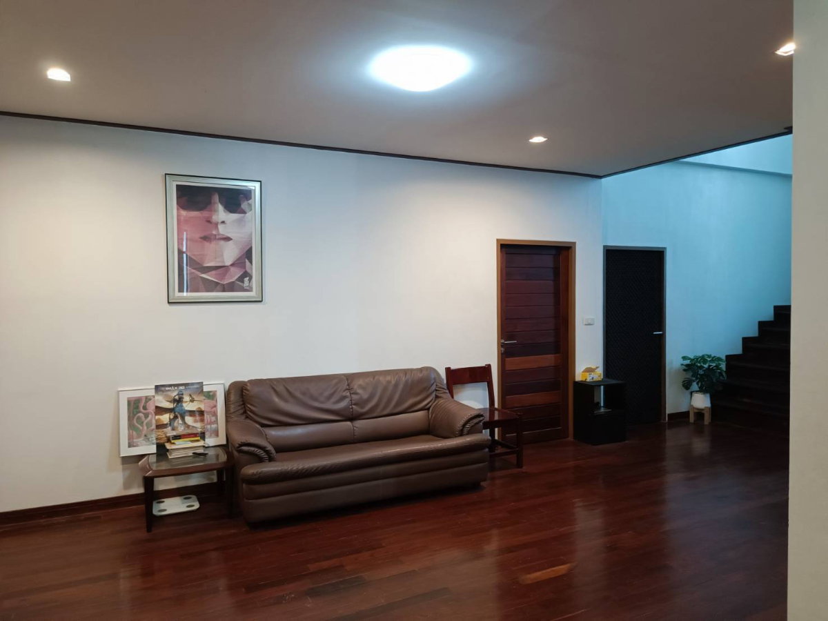 รูป SJD093 บ้านเดี่ยวหรู| รามอินทรา 5 บ้านเดี่ยวบนที่ดินขนาดใหญ่ 196 ตารางวา - รูปที่ 5/8