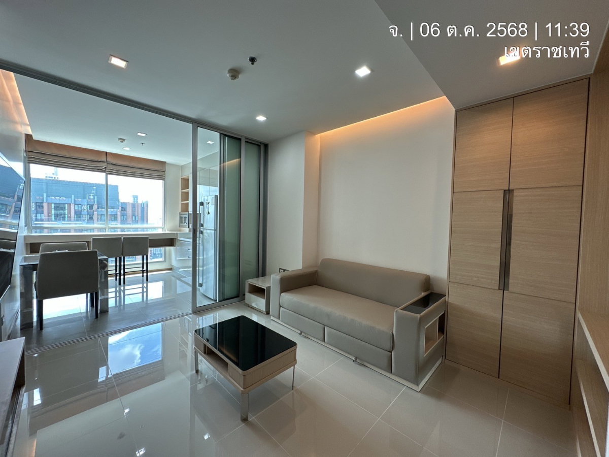 picture The Address Asoke condo by the owner - 1/32