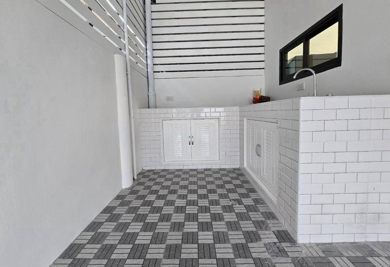 picture Dog-Friendly Corner Townhome for Rent North Pattaya - 6/17