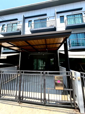 ขายทาวน์โฮม : 🔥ขาย ทาวน์โฮม Baan Klang Muang Rama 9-Onnut บ้านกลางเมือง พระราม 9-อ่อนนุช ราคาพิเศษขายขาดทุน ทำเลถนนเมน✅ ต่อเติมระบบครบพร้อมอยู่