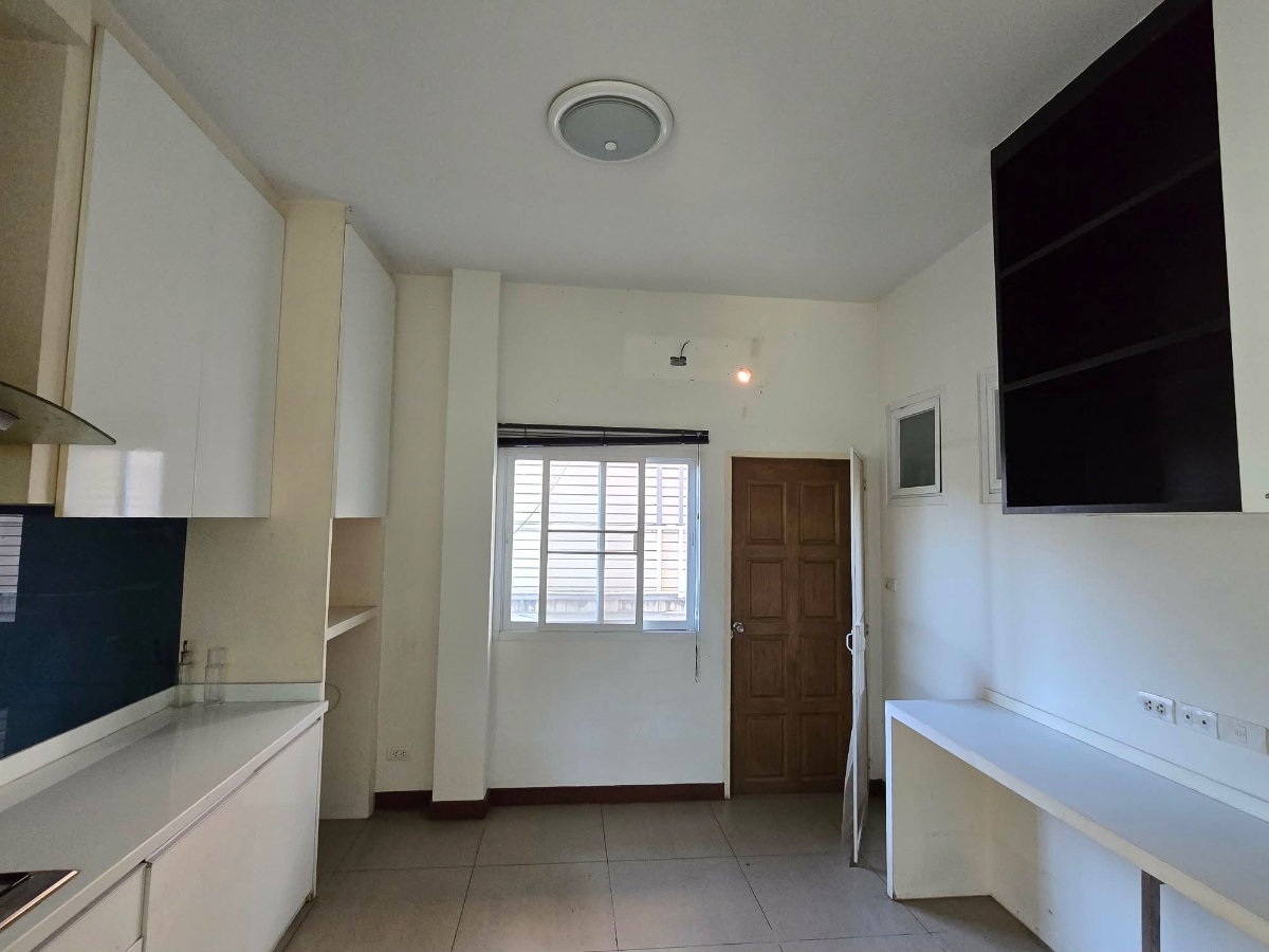 รูป ขายบ้านในโครงการพิมุกต์ 4 บ้านสวย สภาพดี พร้อมเข้าอยู่ (ID:770HS) - รูปที่ 3/13