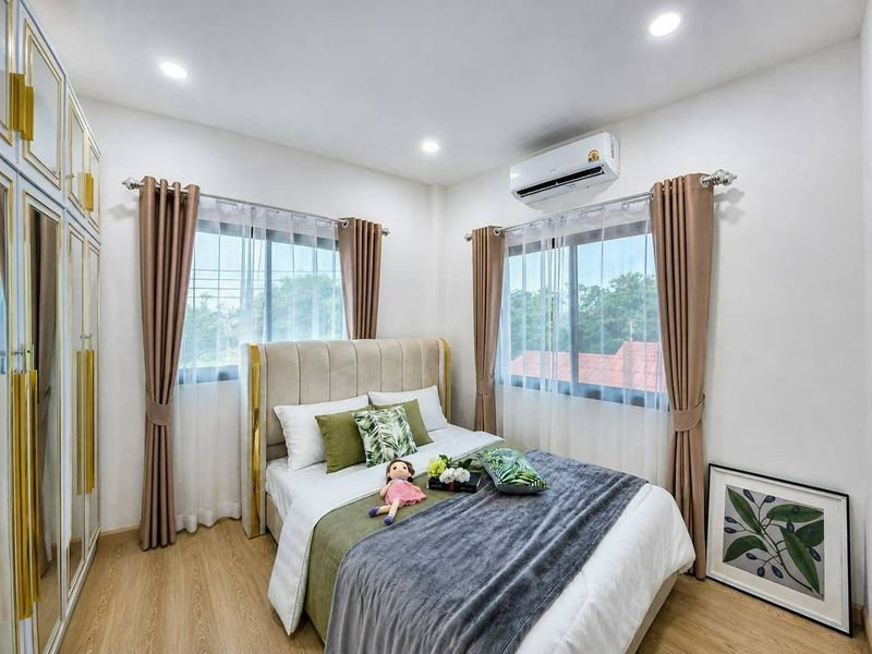 picture Dog-Friendly Corner Townhome for Rent North Pattaya - 10/17