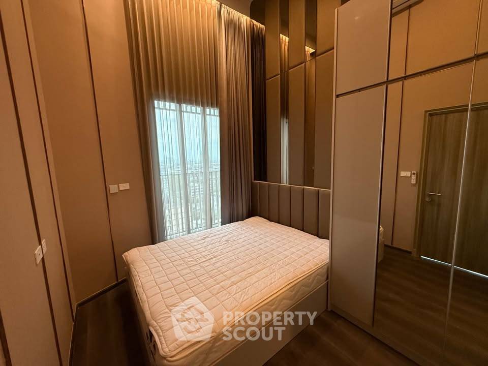 picture Great Value 1-BR Knightsbridge Space Ratchayothin, BTS Ratchayothin (ID 3130577) - 8/17