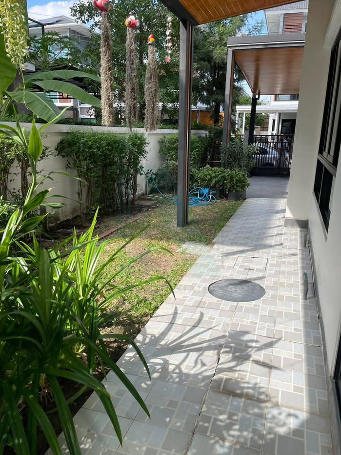 รูป 📌 ขายบ้านแฝด โครงการ ศุภาลัย เอสเซ้นส์ ลาดพร้าว 3 ชั้น 4 ห้องนอน 4 ห้องน้ำ - รูปที่ 2/8