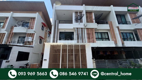 ทาวน์โฮม 3 ชั้น เดอะ ซิมโฟนี่ นวมินทร์ 163 บ้านตัวอย่าง
