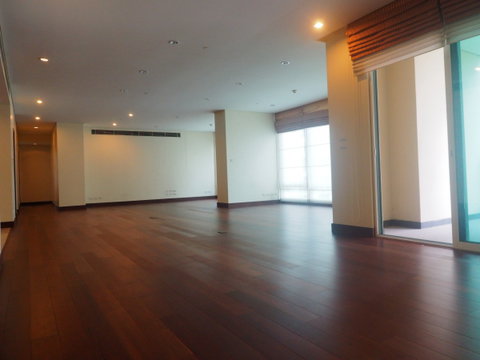LTHC16014 - Luxury Condo for Rent Chidlom | The Park Chidlom | Near BTS Chidlom | 150K/Month | คอนโดหรูให้เช่า เดอะ พาร์ค ชิดลม