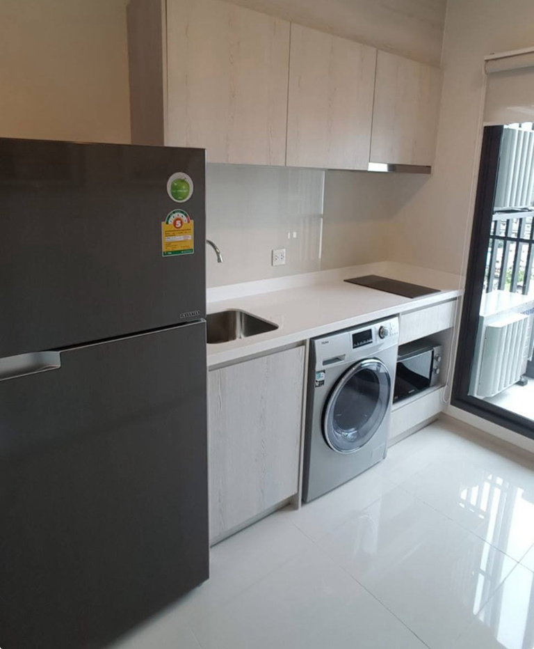 picture Life Sukhumvit                48  - 6/9