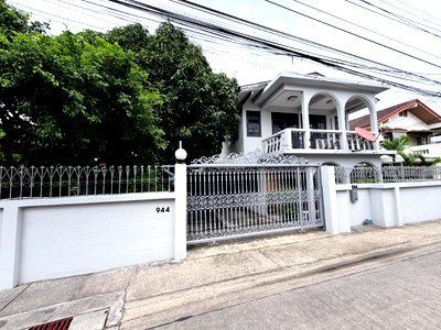 บ้านเดี่ยว ม.สวนดุสิต : ขายบ้านเดี่ยว 2 ชั้น  ซ.สุภาร่วม 44