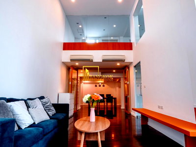 เช่าทาวน์โฮม วัน แบงค็อก   : Spacious 3 Bedroom Townhouse For Rent in Silom Area - BR8972TH