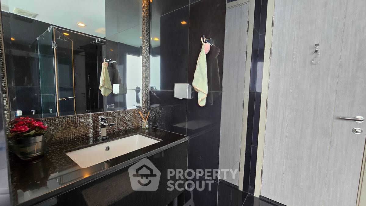 รูป คอนโด 2 ห้องนอน ขาย Rhythm Sukhumvit 36-38 ใกล้ BTS ทองหล่อ 300 ม. (ID 2733845) - รูปที่ 8/17