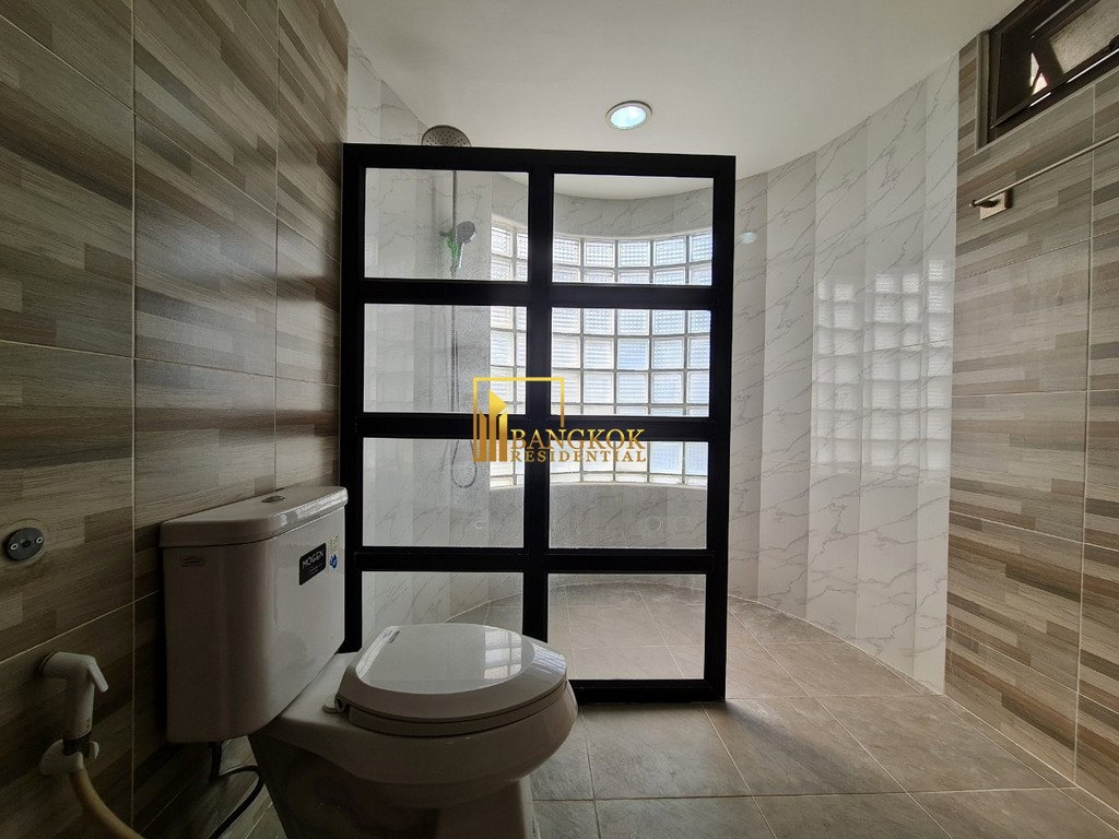 รูป Windsor Tower | 3 Bedroom Condo For Rent in Asoke - BR10490CD - รูปที่ 24/33