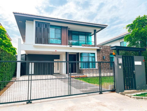 Call : 095-763-3651 บ้านเดี่ยว มัณฑนา ศรีนครินทร์-บางนา ซอยวัดหนามแดง เฟอร์บิ้วท์อิน ใกล้ Mega Bangna เพียง 5 นาที ใกล้ BTS ศรีด่าน