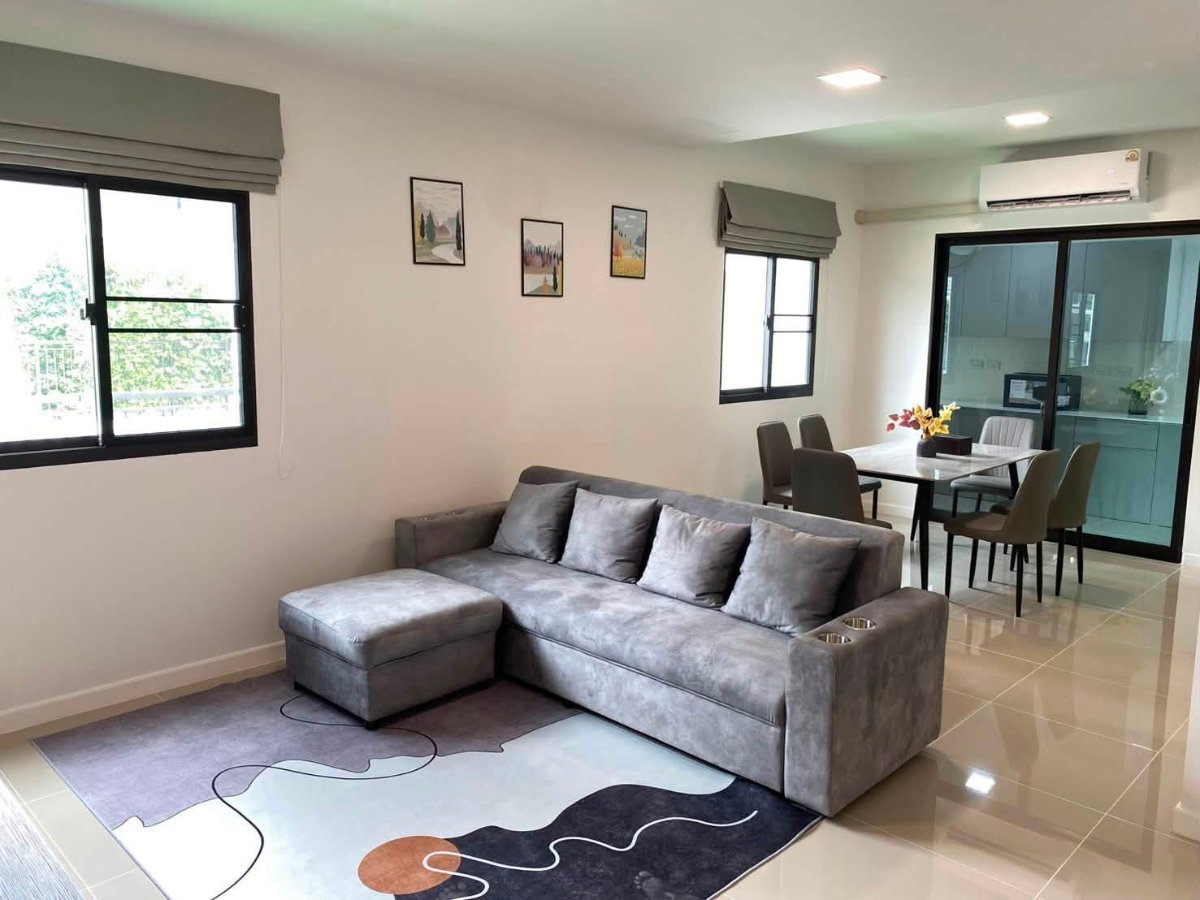 รูป 🏡✨ ให้เช่าทาวน์โฮม 2 ชั้น บ้านใหม่ในโครงการหรู ใกล้สนามบิน  #A7-T0261 - รูปที่ 2/19