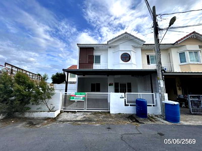 Townhouses for sale Phra Samut Jadee Samut Prakarn : TOWN HOUSE 35.2 Sq.w. Phra Samut Jadee Samut Prakarn for 2.8M