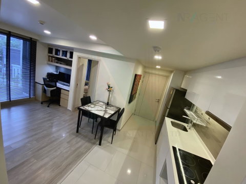 For Rent Condo MAESTRO 03 RATCHADA-RAMA 9 Building C, Floor 2,2 bed room, Room size 57 sqm
