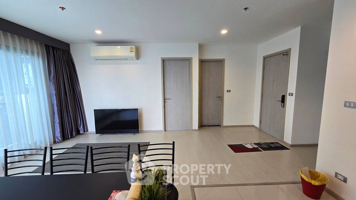 รูป คอนโด 2 ห้องนอน ขาย Rhythm Sukhumvit 36-38 ใกล้ BTS ทองหล่อ 300 ม. (ID 2733845) - รูปที่ 2/17