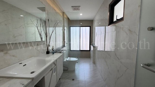รูป ทาวน์โฮม 3 ชั้น เดอะ ซิมโฟนี่ นวมินทร์ 163 บ้านตัวอย่าง - รูปที่ 37/39