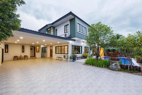 🏡✨ ขาย Pool Villa 2 ชั้น รีโนเวทใหม่ทั้งหลัง พร้อมพื้นที่กว้างขวาง #C8MG100758