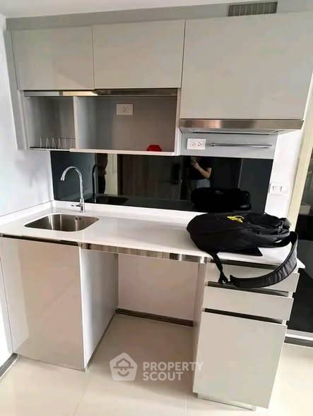 รูป คอนโด 1 ห้องนอน ให้เช่า Knightsbridge Space รัชโยธิน ใกล้ BTS รัชโยธิน (ID 3141793) - รูปที่ 3/6