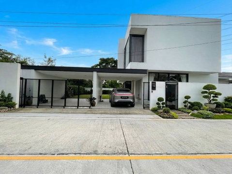 🏡 ให้เช่าด่วน! บ้านเดี่ยว Modern ลักชัวรี แยกหลุยส์ เชียงใหม่ ใกล้สนามกอล์ฟ M Sport 📞 063-6649056