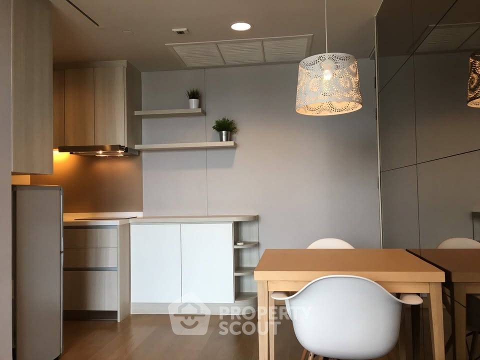 รูป คอนโด 1 ห้องนอน ขาย ที่ ลุมพินี 24 ใกล้ BTS พร้อมพงษ์ (ID 3141732) - รูปที่ 3/16
