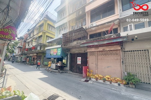ขายอาคารพาณิชย์ 3.5 ชั้น ประชาราษฎร์ สาย 1 ซอย 36 บางซื่อ ใกล้ MRT บางโพ ทำเลค้าขาย